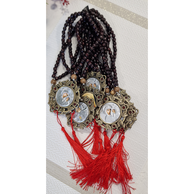 Підвіска в автомобіль, чотки з дерева