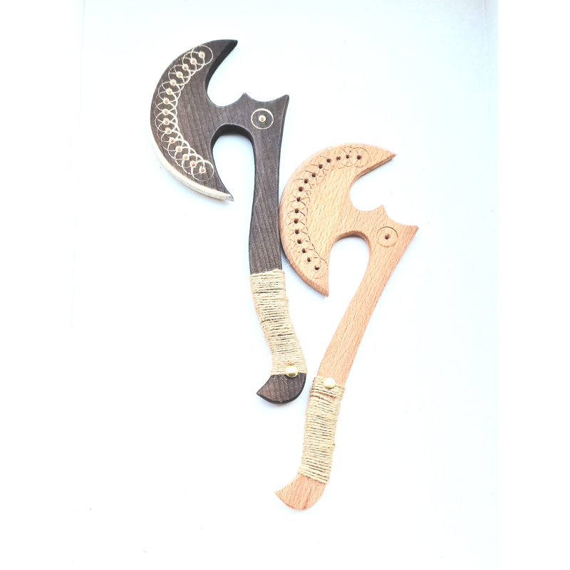 Дерев“яна іграшка бойова сокира 