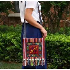 Жіноча сумка на плече з українським орнаментом
