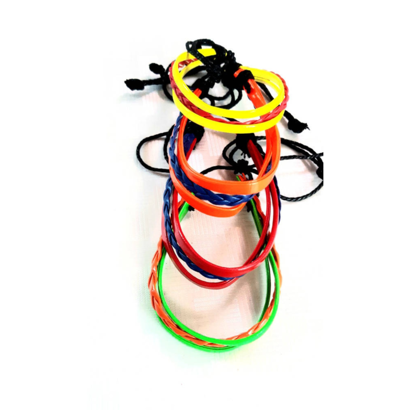 Брослети шкіряні різних кольорів